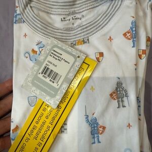Kissy kissy Knight Print Pajama Set size 6